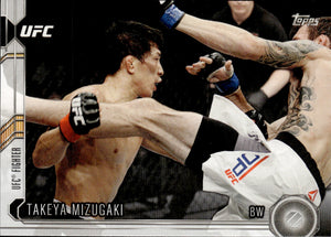 2015 Topps UFC Chronicles #121 Takeya Mizugaki - Bantamweight