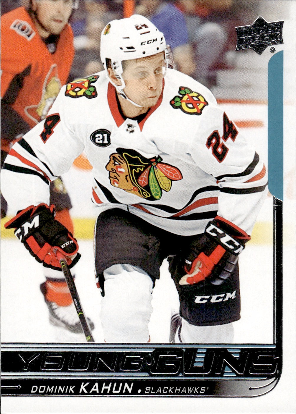 2018-19 Upper Deck Series 1 Hockey - Base - Young Guns #232 Dominik Kahun - Chicago Blackhawks