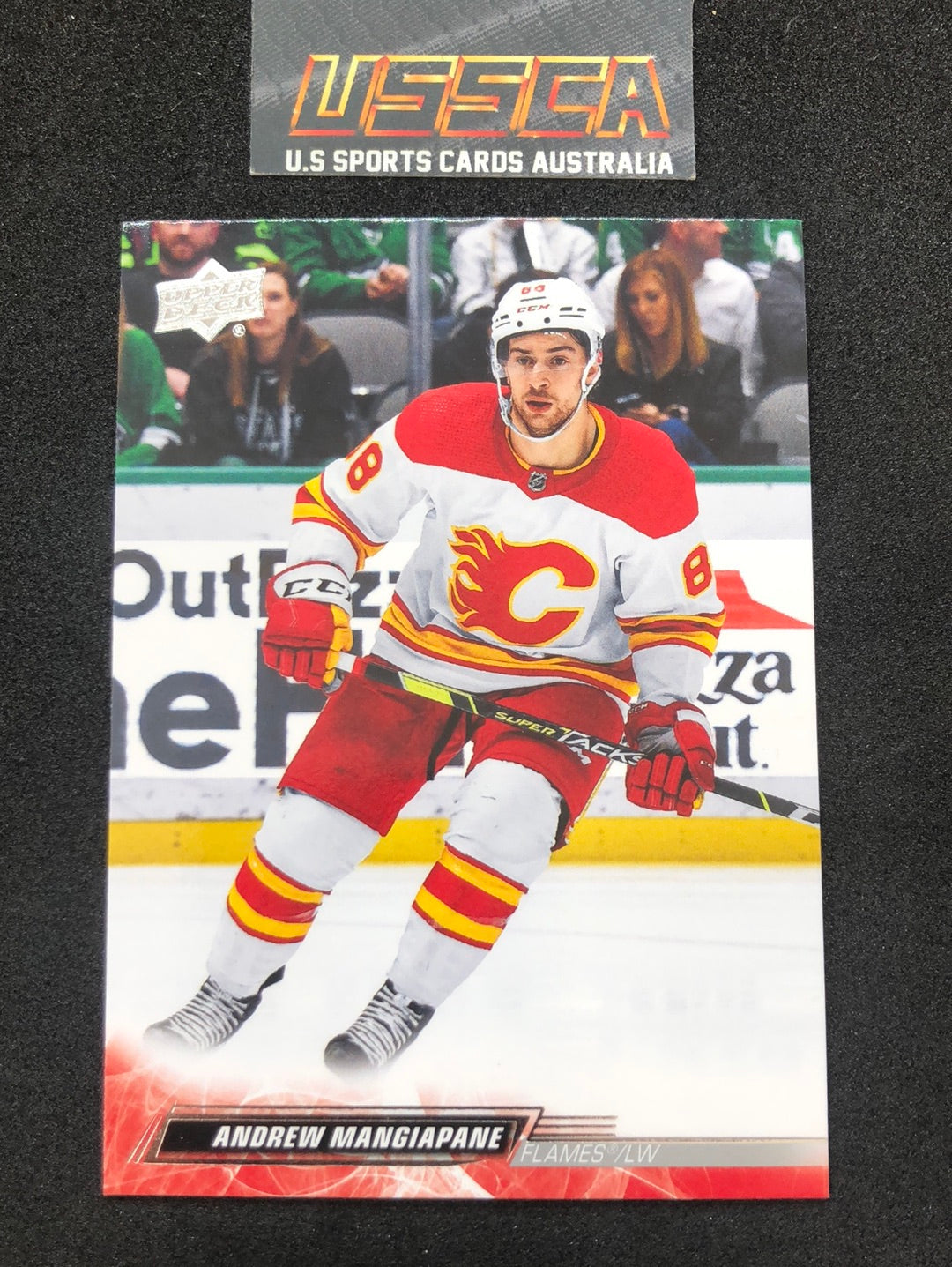 2022-23 Upper Deck Series 1 Hockey #29 Andrew Mangiapane - Calgary Flames