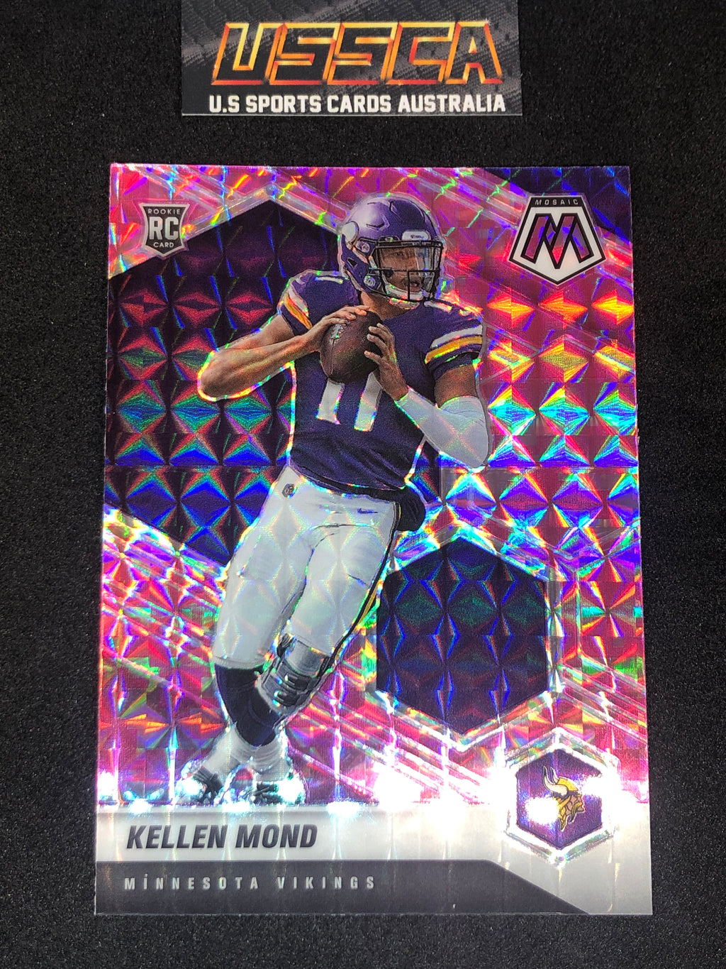 2021 Panini Mosaic Football Camo Pink Prizm #321  Kellen Mond - Minnesota Vikings