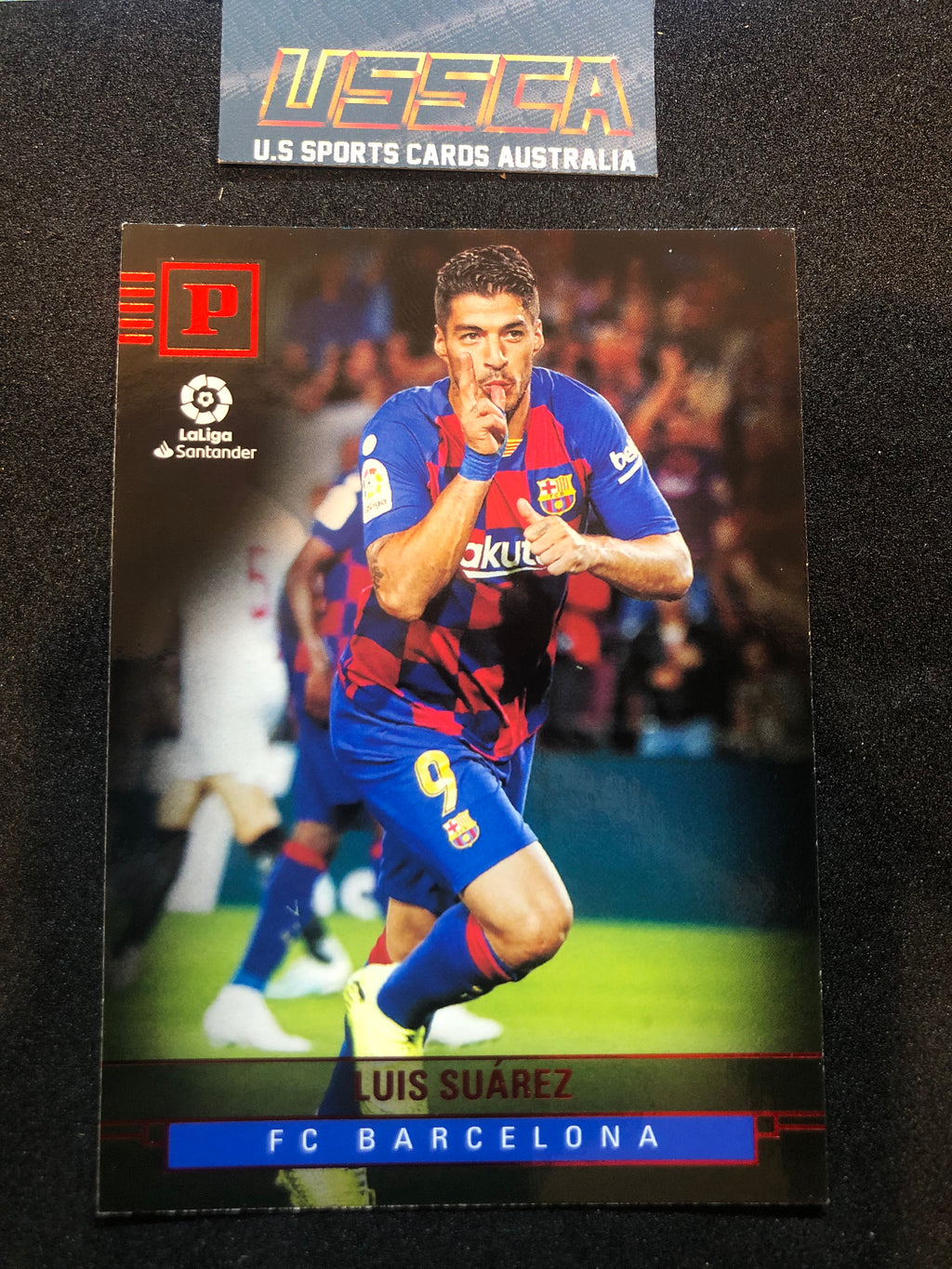 2019-20 Panini Chronicles - Red #425 Panini La Liga - Luis Suarez - FC Barcelona