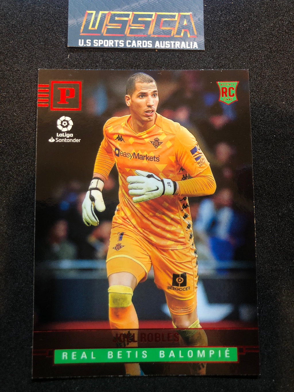 2019-20 Panini Chronicles - Red #368  Panini La Liga - Joel Robles - Real Betis Balompie